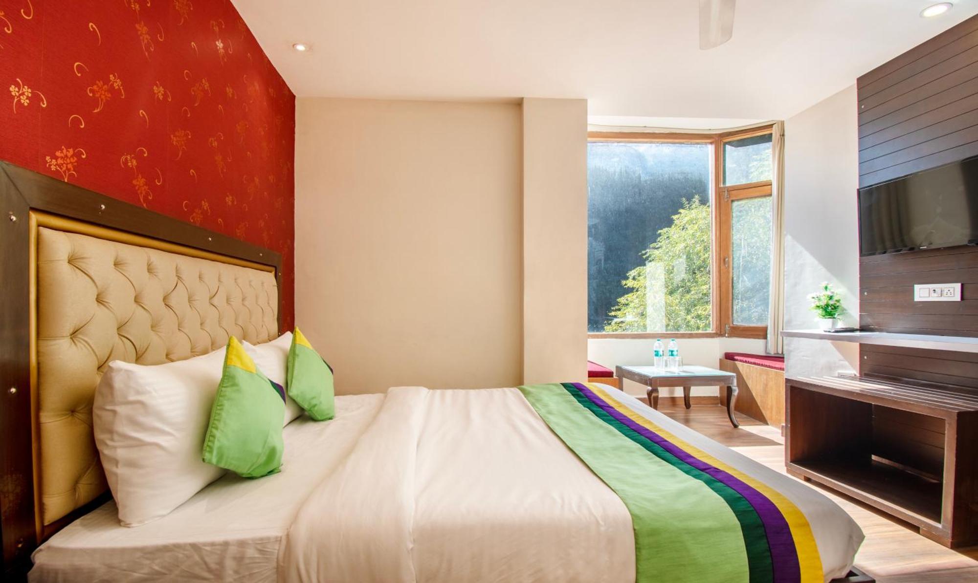 Hotel Ambika Residency Manali Exterior foto