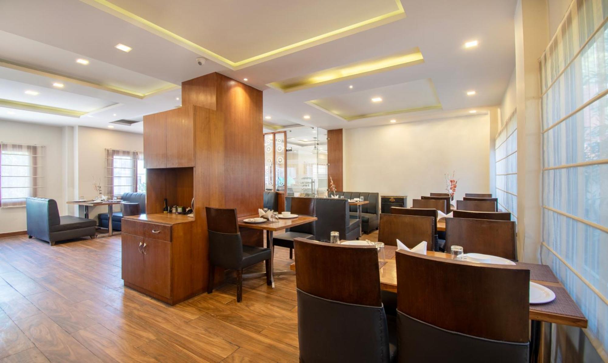 Hotel Ambika Residency Manali Exterior foto